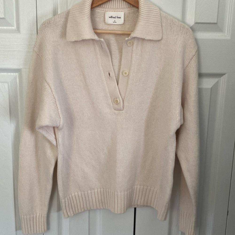 Aritzia Wilfred Wool Buttoned Sweater